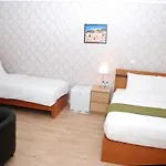 Amor Lisboa Hostel *