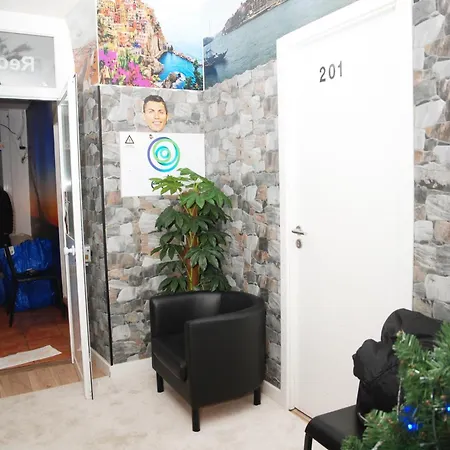 Amor Lisboa Hostel *