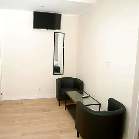 Amor Lisboa Hostel *