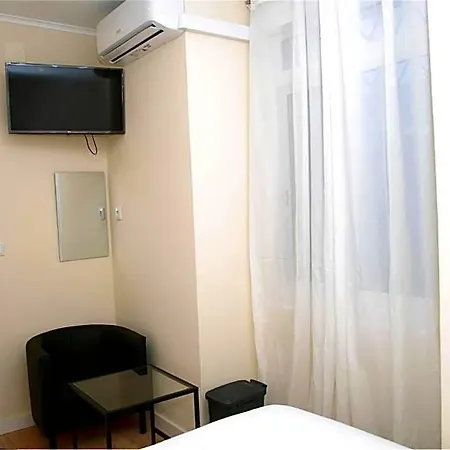 Amor Lisboa Hostel * Лиссабон