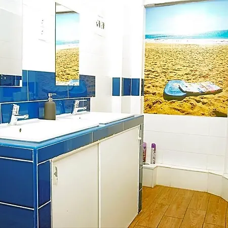 Хостел Amor Lisboa Hostel Лиссабон
