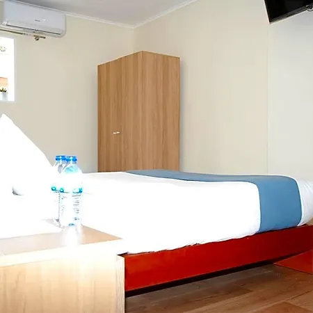 Amor Lisboa Hostel ホステル リスボン