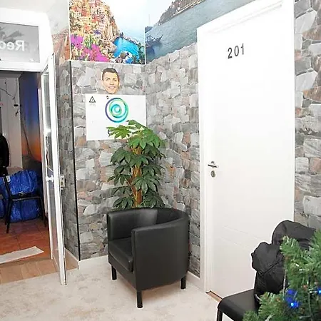 Amor Lisboa Hostel Лиссабон