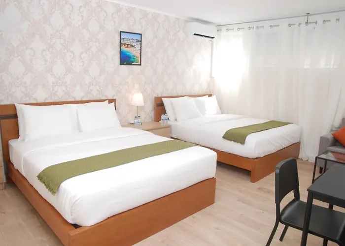 Amor Lisboa Hostel Albergue *