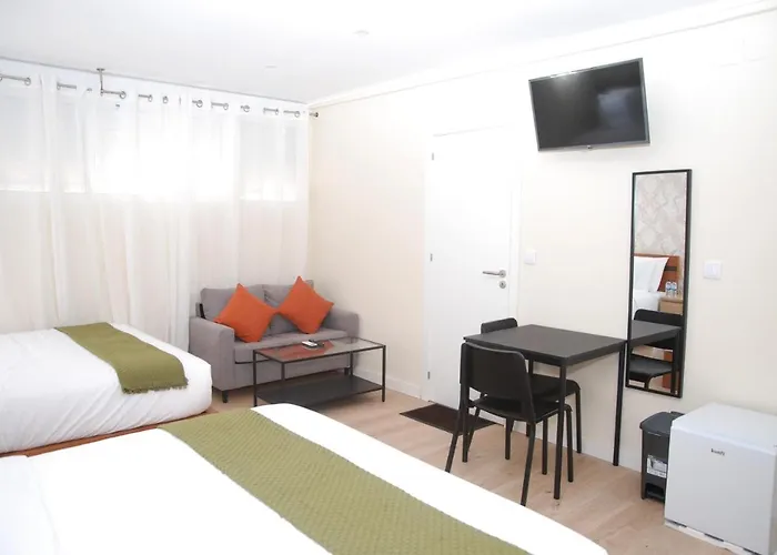 Amor Lisboa Hostel *