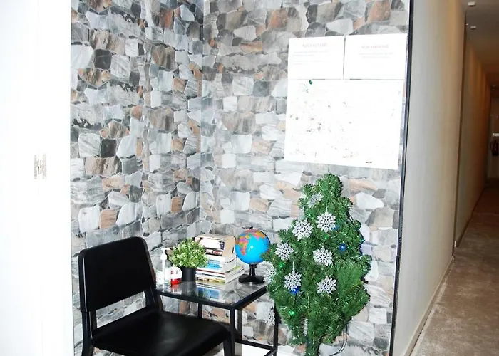 Albergue Amor Lisboa Hostel *