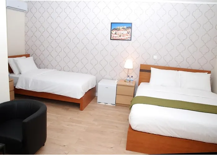 Amor Lisboa Hostel *